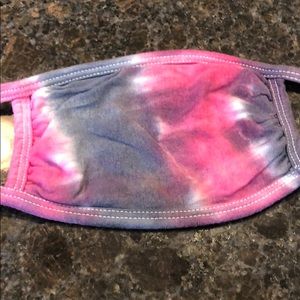 Tie-dye mask